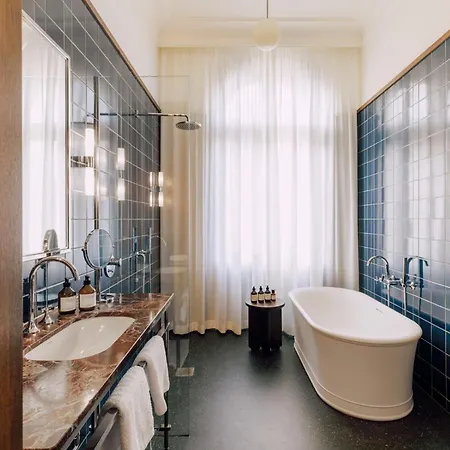 Szálloda Boutique Chateau Royal 5*