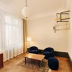 Boutique Chateau Royal Отель Берлин