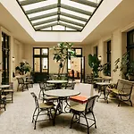 Boutique Chateau Royal