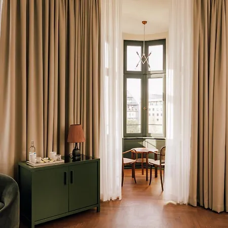 Boutique Chateau Royal 5*