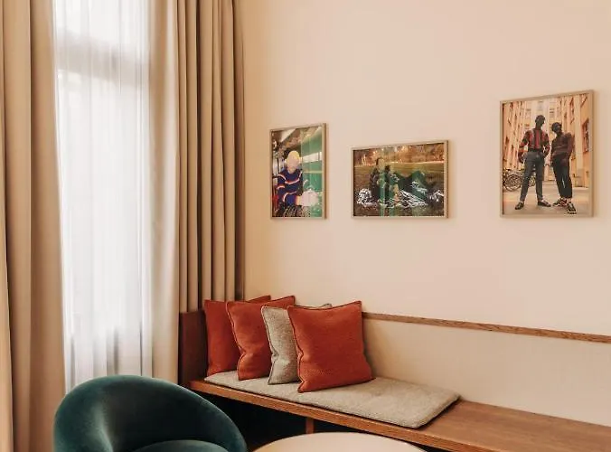 Boutique Chateau Royal Hotel 5*