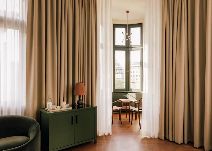 Boutique Chateau Royal 5*