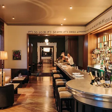 Boutique Château Royal