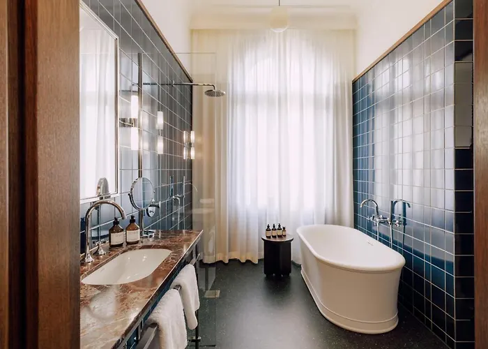 Otel Boutique Chateau Royal 5*