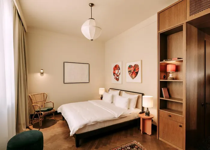 Boutique Chateau Royal Berlin